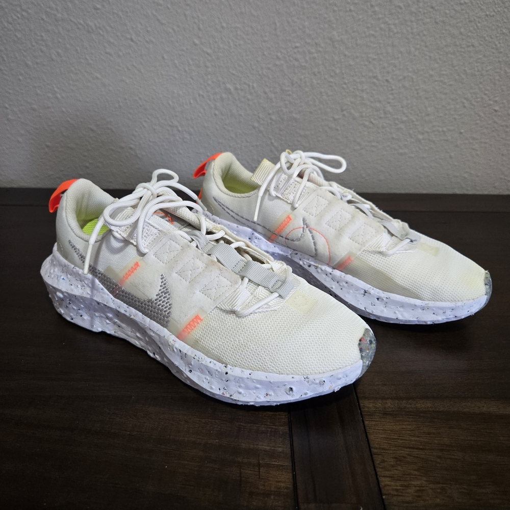 Nike Womens Stylish Cream and Orange Sneakers